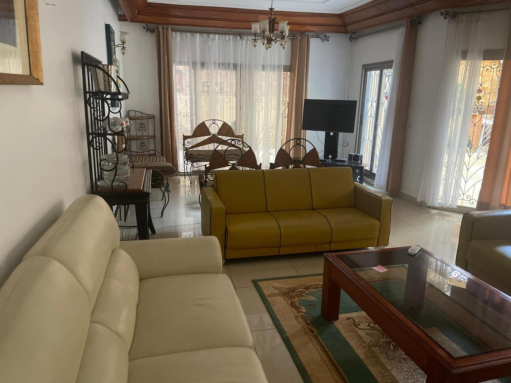 Yaoundé Toundalia Residence מראה חיצוני תמונה