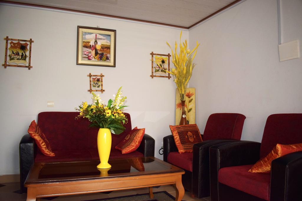 Yaoundé Toundalia Residence חדר תמונה