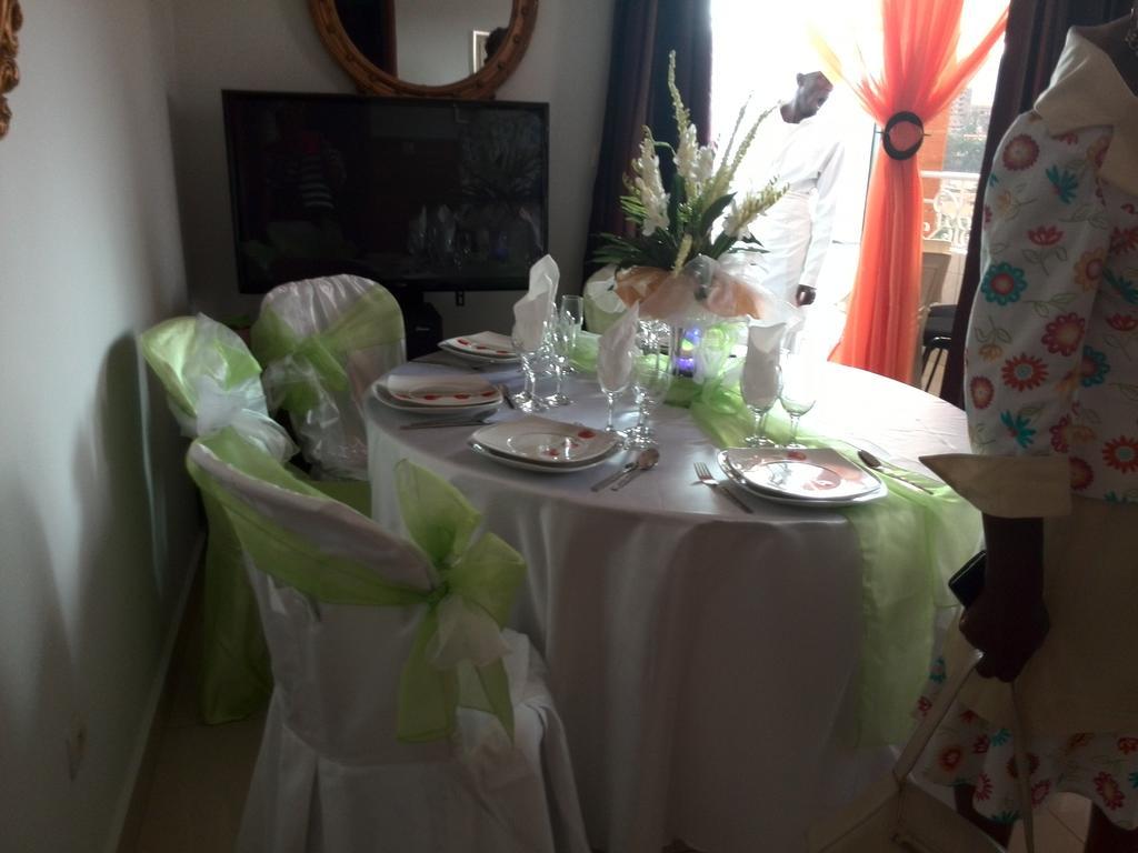 Yaoundé Toundalia Residence מראה חיצוני תמונה