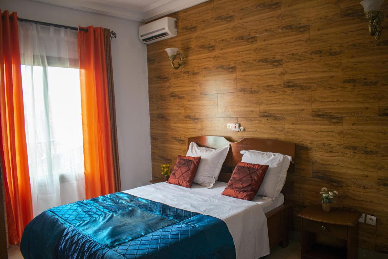 Yaoundé Toundalia Residence מראה חיצוני תמונה